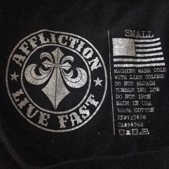 American Live Fast - Picture 3 of 3